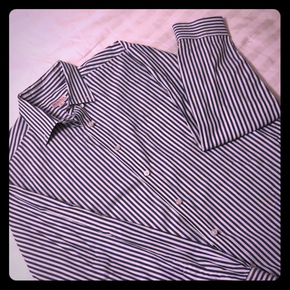 Men’s Dressy Buttoned Down Shirt